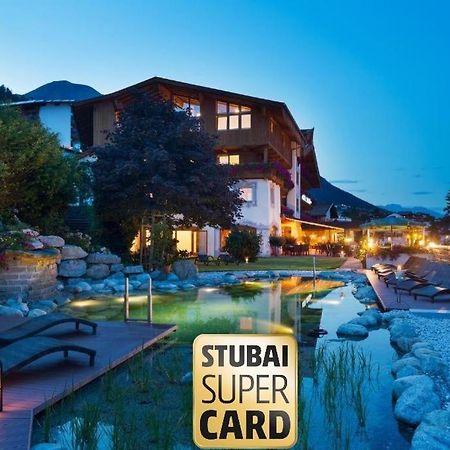 Sporthotel Cristall フルプメス エクステリア 写真
