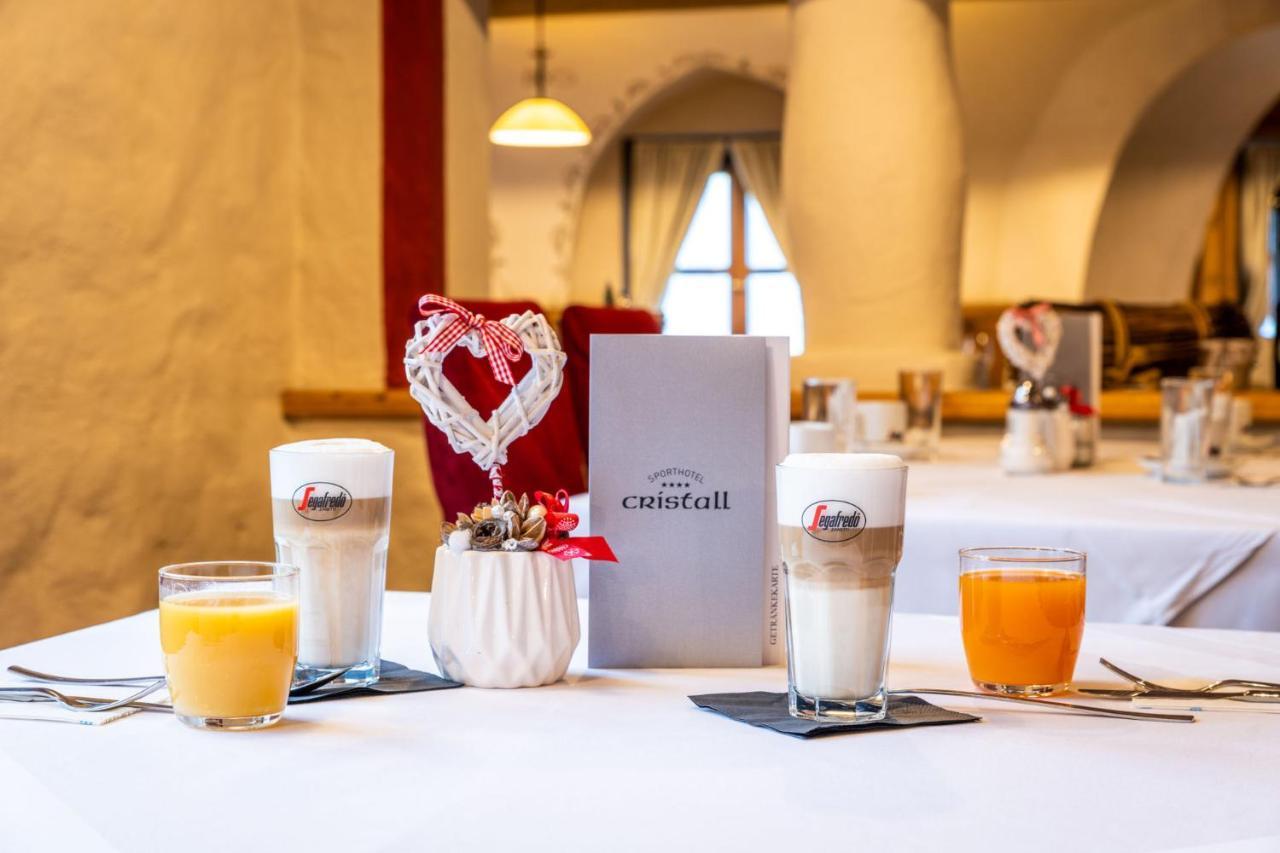 Sporthotel Cristall フルプメス エクステリア 写真