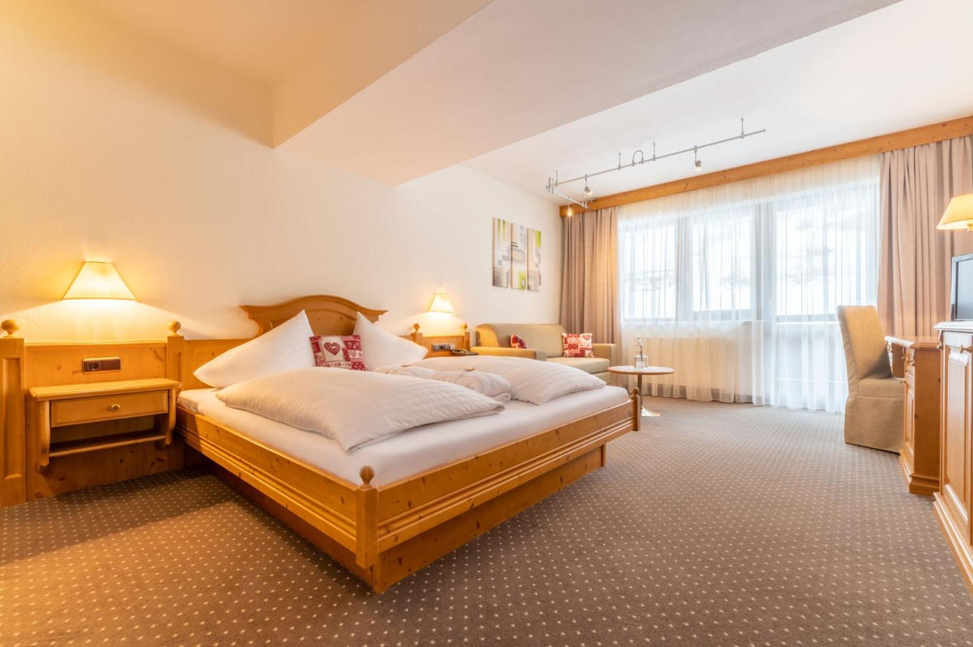 Sporthotel Cristall フルプメス エクステリア 写真